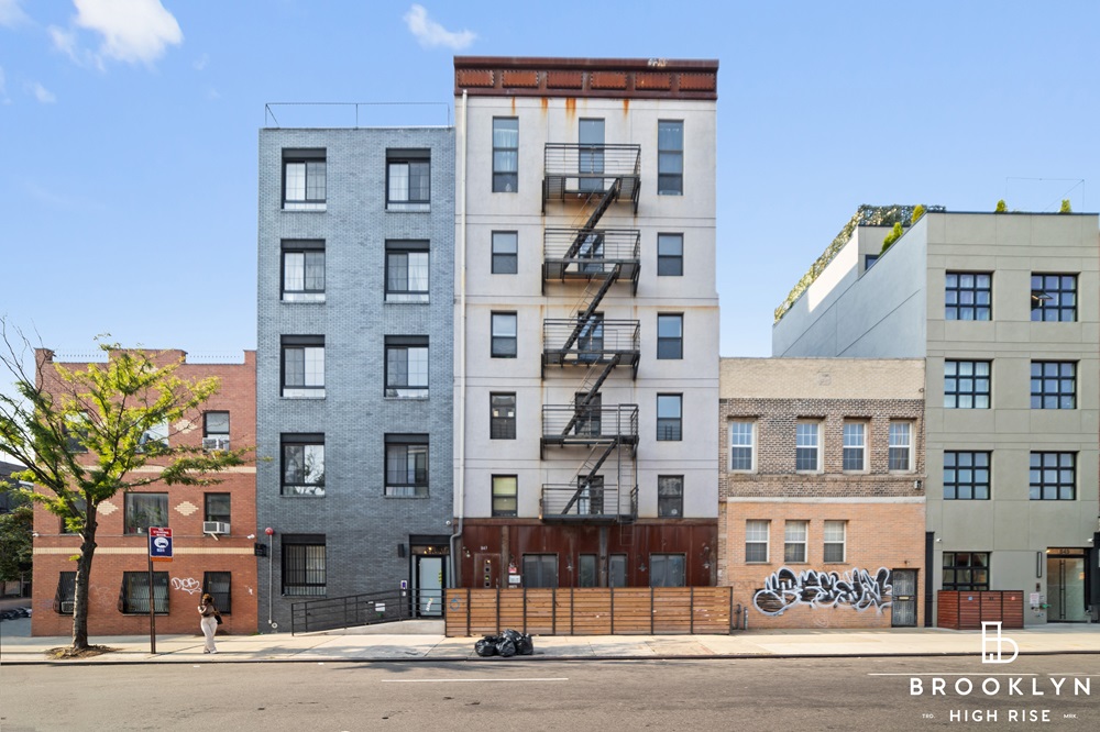 Dekalb Ave - Bushwick 8 Unit Building