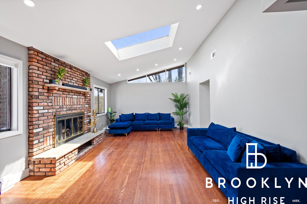 Tarra Estates Rental - Pomona NY 8 bed 3 bath