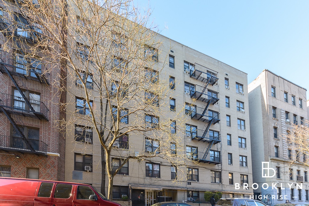 Woodruff Ave - Prospect Park South 45 Unit Building