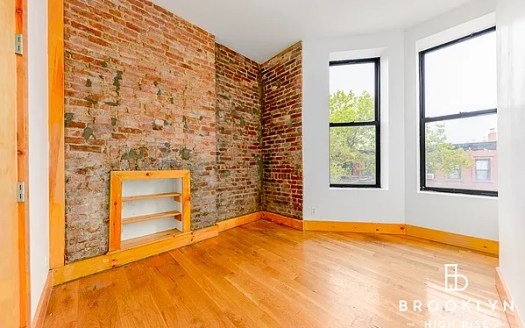 543 Madison Street #3S