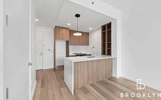 50 East Tenth Street #546