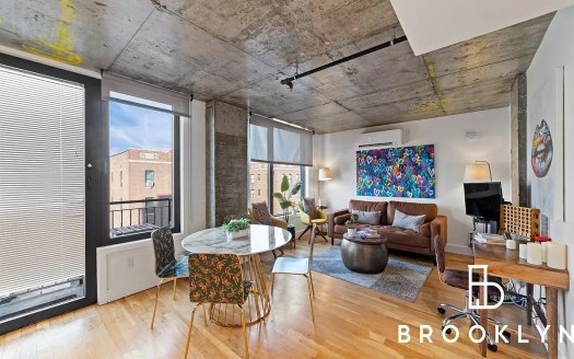 824 East New York Avenue #5A