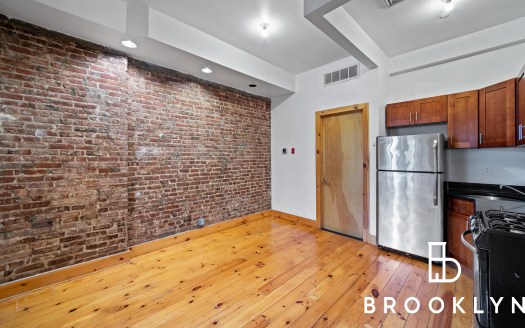 600 Saint Marks Ave 2F